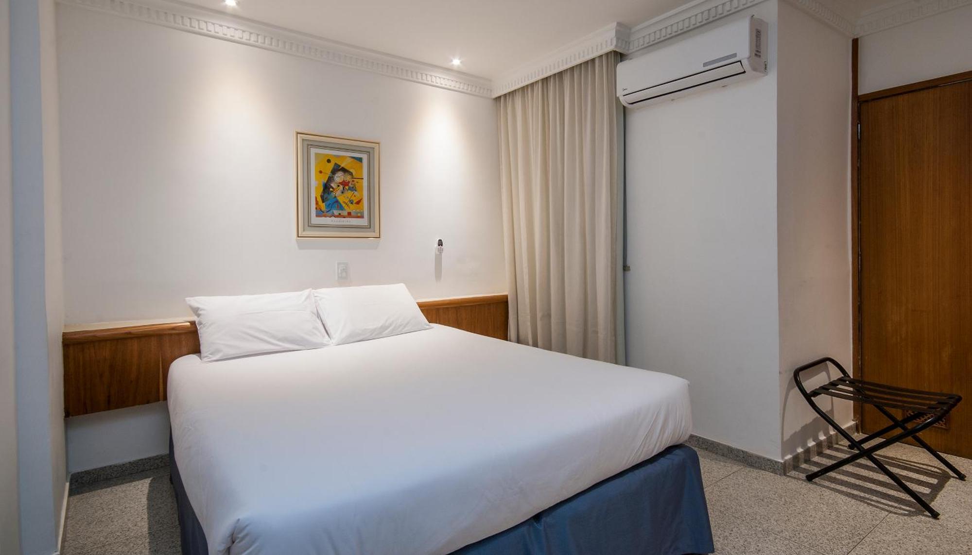Hotel Bandeirantes ริโอเดจาเนโร ภายนอก รูปภาพ